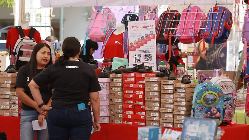 Canaco da arranque a feria por el regreso a clases 2026 en Durango 